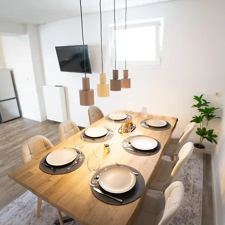 Charmante Am Drachenfels *